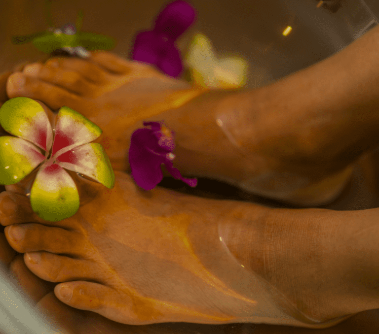 feet oil massage